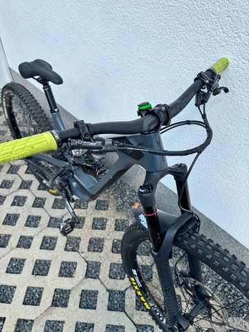 Used YT Industries Capra 29 CF 2018 2018 Mountainbike, Light Gray, 29 — image 8 of 10