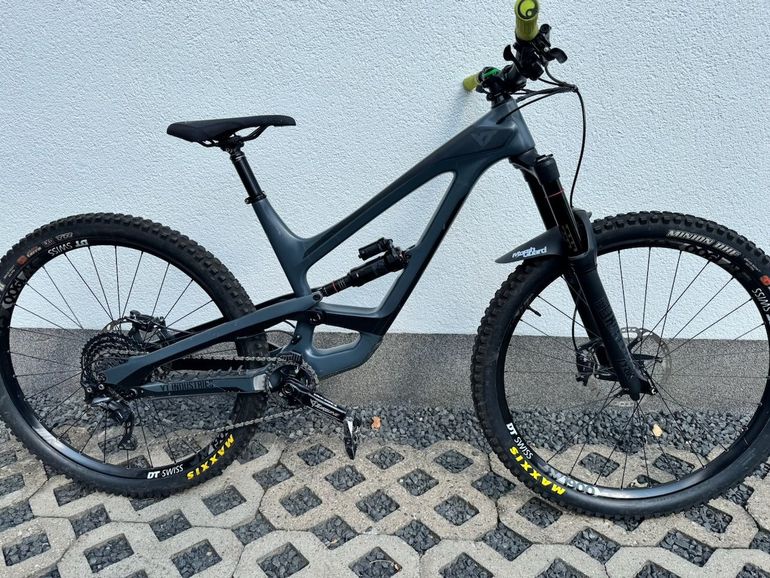 YT Industries Capra 29 CF 2018 2018 Mountainbike de segunda mano, Gris claro — imagen 5 de 10