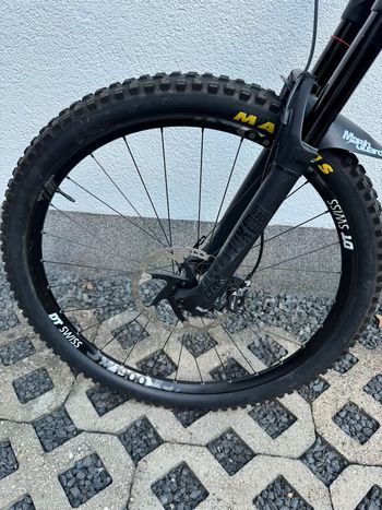 YT Industries Capra 29 CF 2018 2018 Mountainbike de segunda mano, Gris claro — imagen 10 de 10