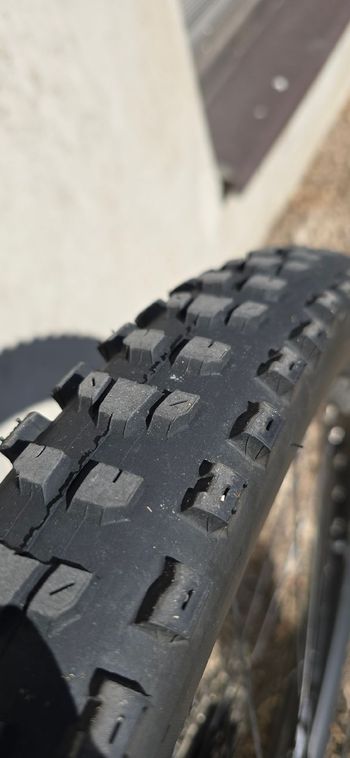 Tweedehands Commencal Meta Shimano SLX 2023 Mountainbike — afbeelding 27 van 36