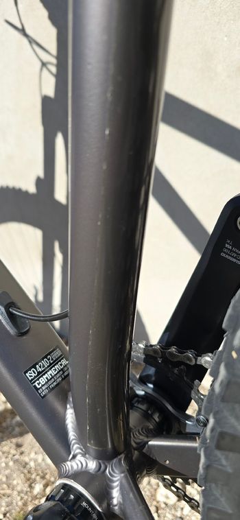 Tweedehands Commencal Meta Shimano SLX 2023 Mountainbike — afbeelding 26 van 36