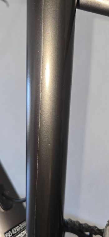 Tweedehands Commencal Meta Shimano SLX 2023 Mountainbike — afbeelding 12 van 36