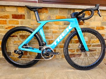 Trek Madone SLR 9 AXS Gen 7 2024 2024 Road & Gravel usato