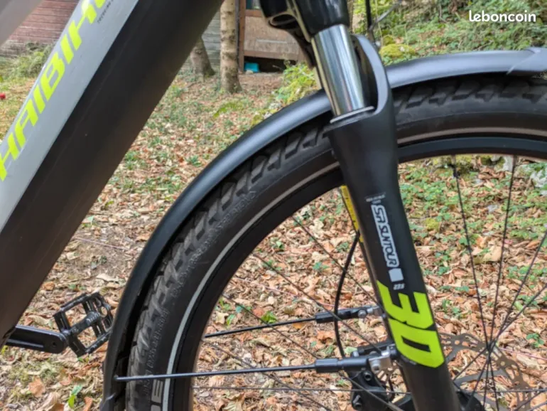 Haibike Trekking 6 MID 2022 2022 Urban usato, Grigio chiaro — immagine 8 di 14