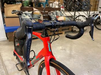 Used BMC Roadmachine 02 ONE 2018 2018 Road & Gravel, Red — image 12 of 16