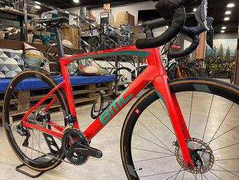 Used BMC Roadmachine 02 ONE 2018 2018 Road & Gravel, Red — image 16 of 16