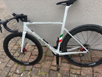 Použité Colnago V3-rs Frameset 2023 Road & Gravel — obrázek 8 z 10