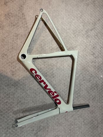 Used Cervélo Soloist Frameset 2024 Frameset 2024 Road & Gravel, Light Gray — image 4 of 5