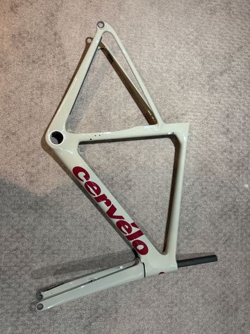 Used Cervélo Soloist Frameset 2024 Frameset 2024 Road & Gravel, Light Gray — image 4 of 6
