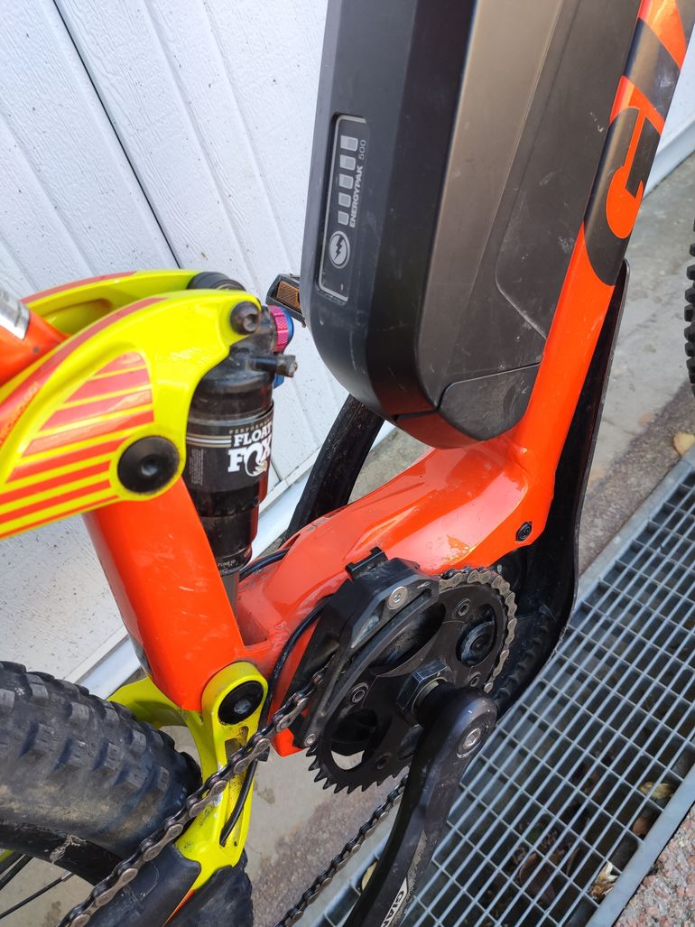 Gebrauchtes Giant Full-E+ 1 2017 2017 Mountainbike, Orange, 27.5 — Bild 4 von 8