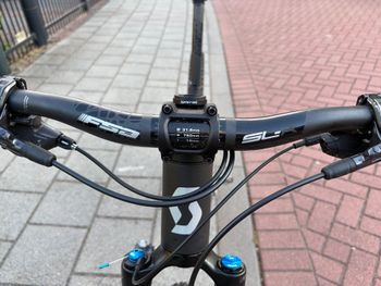 Used Scott scale Custom Shimano Deore XT 2023 Mountainbike, Black — image 5 of 8