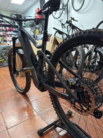 Scott E Genius SRAM GX Eagle AXS 2024 MTB usato