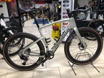 Used Pinarello GREVIL F7 SHIMANO GRX 825 DI2 2026 2026 Road & Gravel