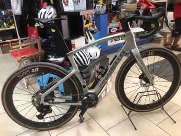 Used Pinarello GREVIL F7 SHIMANO GRX 825 DI2 2026 2026 Road & Gravel
