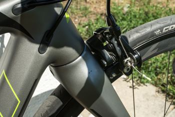Używany Fuji SL 2.3 2016 Road & Gravel — zdjęcie 18 z 20