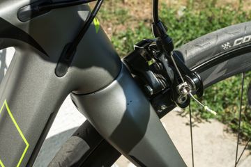 Used Fuji SL 2.3 2016 Road & Gravel, Light Gray — image 18 of 20