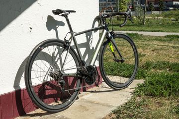 Used Fuji SL 2.3 2016 Road & Gravel, Light Gray — image 15 of 20