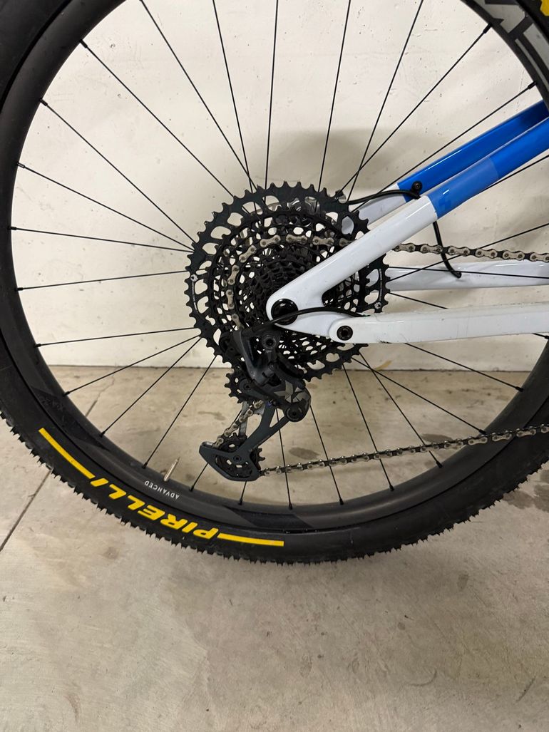 Brugt CUBE Ams SRAM X01 Eagle AXS 2025 Mountainbike — billede 3 af 7