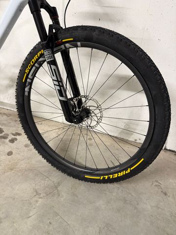 Brugt CUBE Ams SRAM X01 Eagle AXS 2025 Mountainbike — billede 4 af 7