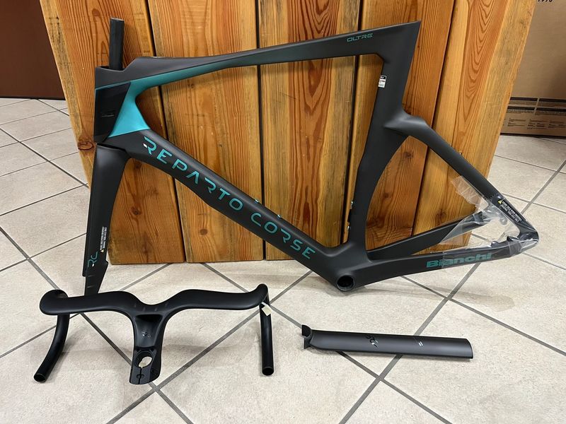 Tweedehands BIANCHI OLTRE RC 2026 KIT FRAME + PIEGA INTEGRATA TG 59 XL Frameset Frameset 2026 Road & Gravel