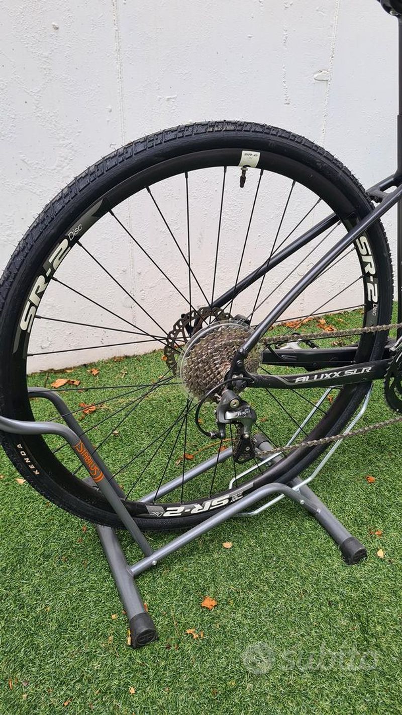 Used Giant FastRoad SLR 1 2016 2016 Urban & Touring