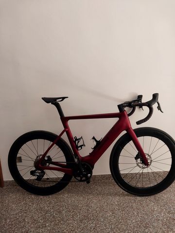 Brugt Berria BELADOR HYBRID ELITE RIVAL AXS 2024 2024 Road & Gravel