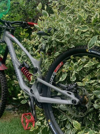 Used Nukeproof Dissent 290 Frame Only 2022 Frameset 2022 Mountainbike, Light Gray, 29 — image 8 of 9