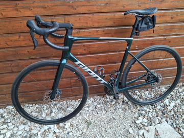 Giant Defy Advanced 2 2025 2025 Road & Gravel usato