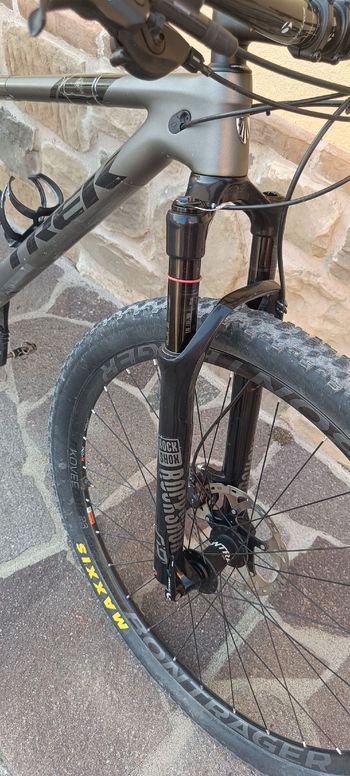 Used Trek Procaliber Shimano XTR 2021 Mountainbike, Light Gray — image 9 of 13