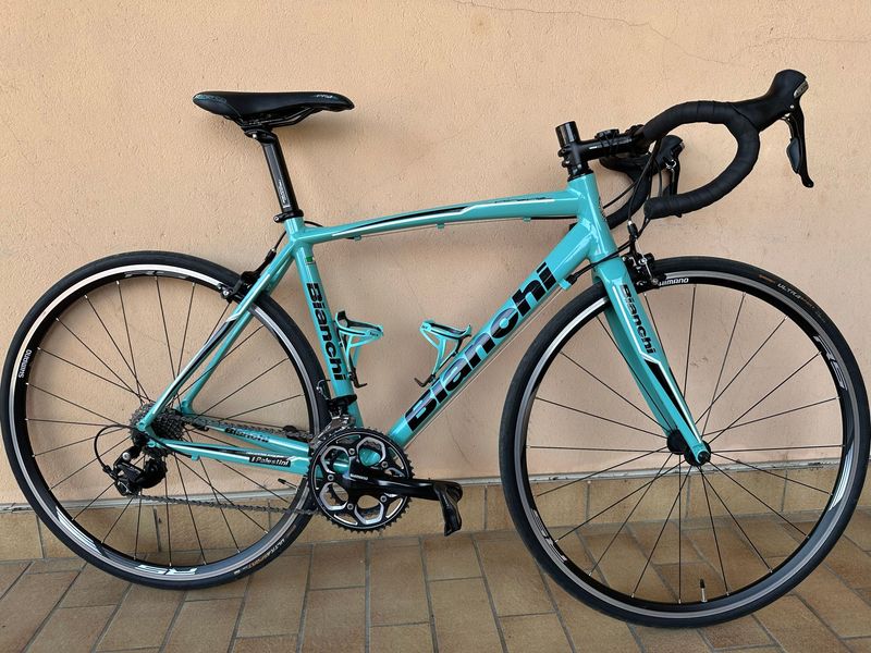 Použité Bianchi Via Nirone 7 105 2020 2020 Road & Gravel