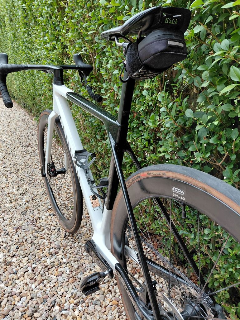 Brugt Canyon Ultimate CF SL 7 eTap 2023 2023 Road & Gravel — billede 4 af 5