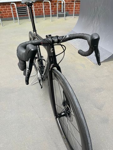 Used Cannondale SuperSix EVO SRAM Force eTap AXS 2018 Road & Gravel, Black — image 3 of 19