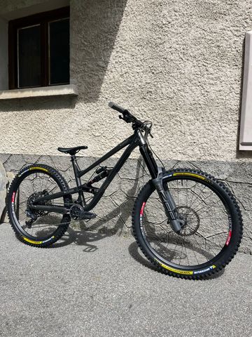 Brugt Commencal Clash SRAM GX Eagle 2024 MTB