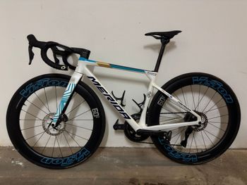Merida SCULTURA 9000 2025 2025 Road & Gravel usato