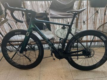 Käytetty Scott Addict 20 2023 2023 Road & Gravel — kuva 2 / 16