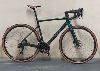 Used Scott Addict 20 2023 2023 Road & Gravel
