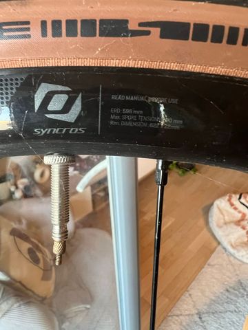 Käytetty Scott Addict 20 2023 2023 Road & Gravel — kuva 14 / 16