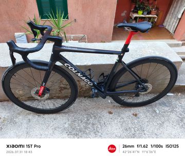 Gebrauchtes Colnago V4Rs Disc Ultegra Di2 8100 w/Fulcrum Racing Wind 400 Wheels 2023 2023 Road & Gravel