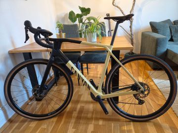 Canyon Grail CF SL 7 2022 2022 Road & Gravel usato