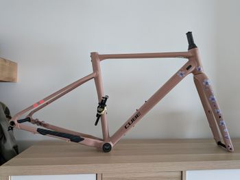 Použité CUBE NUROAD, EX 2025 Frameset 2025 Road & Gravel