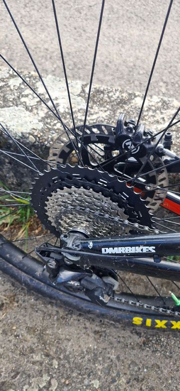 Used DNM Custom Shimano Deore XT 2017 Mountainbike, Black — image 3 of 5