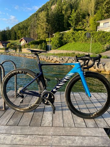 Używany Canyon Aeroad CF SL 7.0 2020 2020 Road & Gravel — zdjęcie 1 z 5