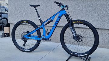 Used Canyon Neuron CF 8 2022 2022 Mountainbike, Blue, 27.5, 29 — image 5 of 7