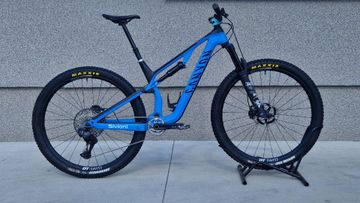 Used Canyon Neuron CF 8 2022 2022 Mountainbike, Blue, 27.5, 29 — image 1 of 7