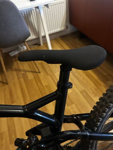 Used GT Force Elite 2020 2020 Mountainbike, Black — image 5 of 7