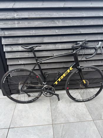 Trek Domane Shimano Claris 2022 Road & Gravel d'occasion