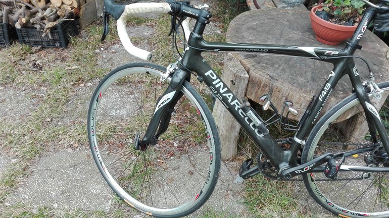 Brugt Pinarello Fp quattro easy-fit Campagnolo Chorus 2009 Road & Gravel — billede 5 af 5