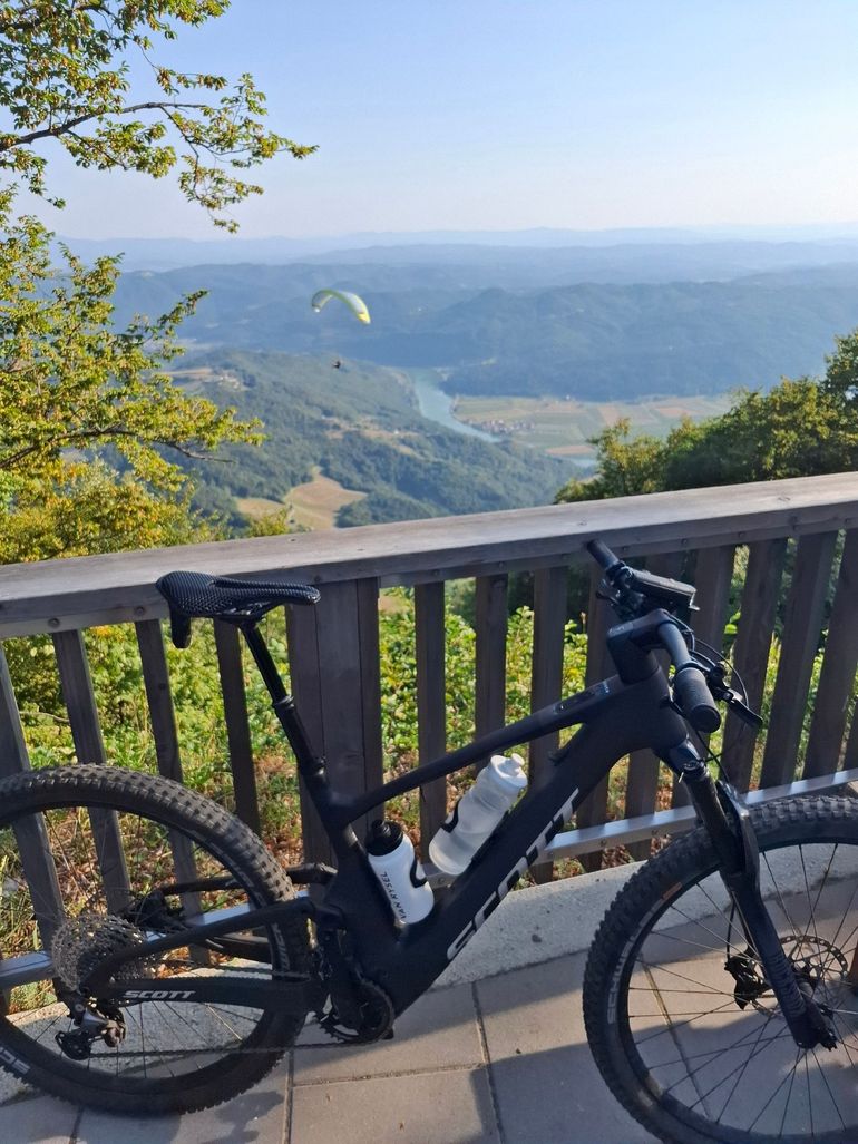 Scott Lumen 920 2025 2025 Mountainbike usato, Nero — immagine 3 di 10
