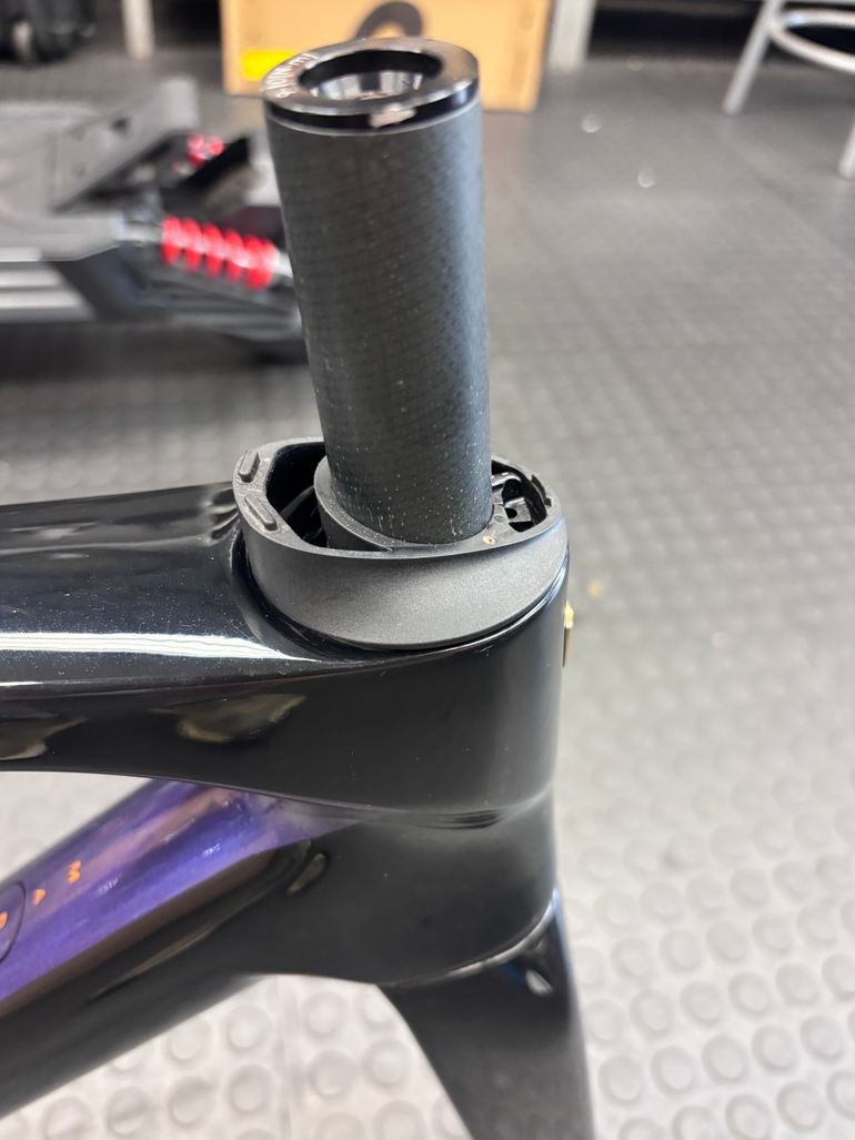 Used Trek Madone SL Gen 8 Frameset 2026 Frameset 2026 Road & Gravel, Black — image 5 of 9