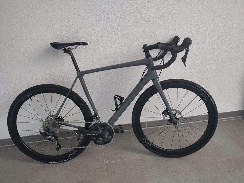 Used Cannondale Synapse Carbon Disc Ultegra SE 2018 2018 Road & Gravel